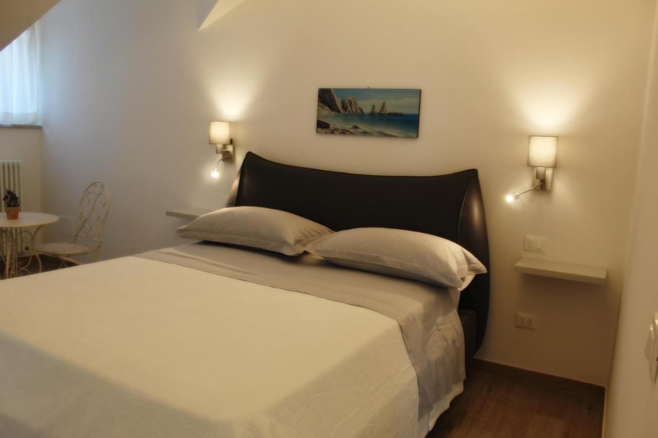 Villa De Ruschi Montacuto Eksteriør billede