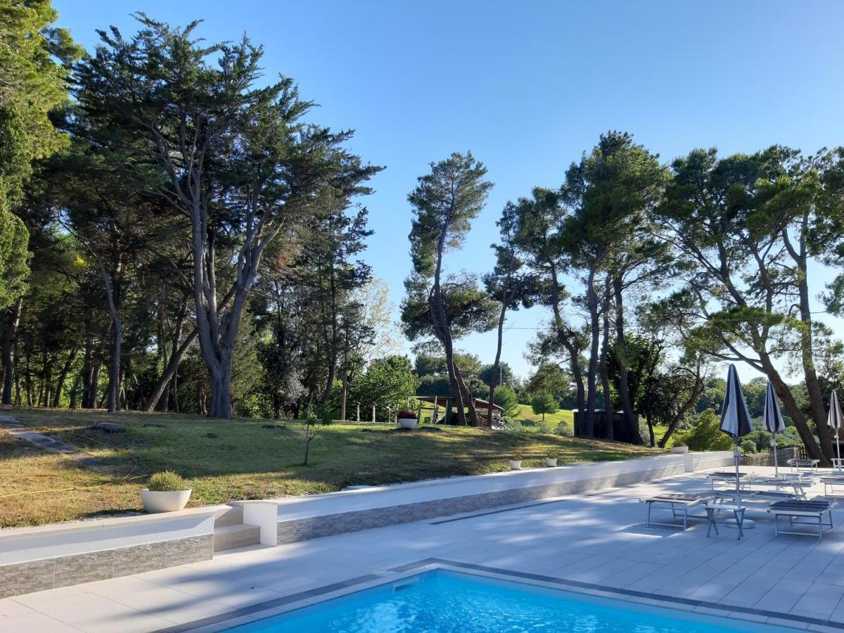 Villa De Ruschi Montacuto Eksteriør billede