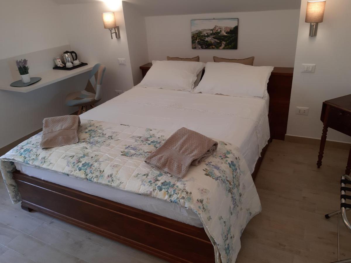 Villa De Ruschi Montacuto Eksteriør billede