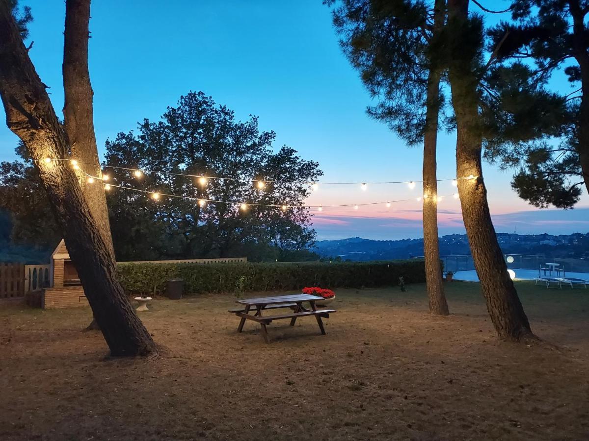 Villa De Ruschi Montacuto Eksteriør billede